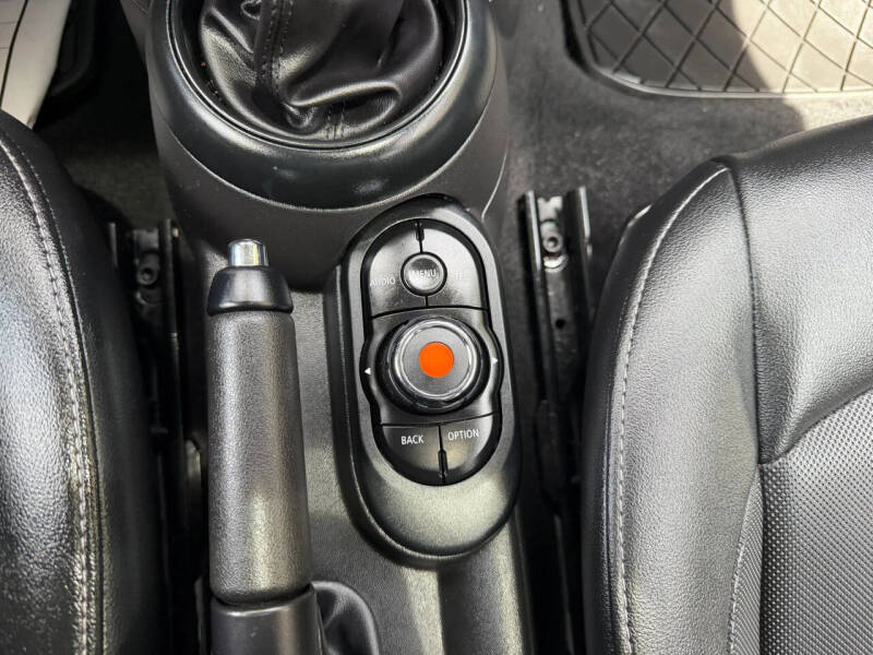 2017 MINI Hardtop 2 Door Cooper