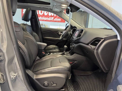 2022 Jeep Cherokee Trailhawk