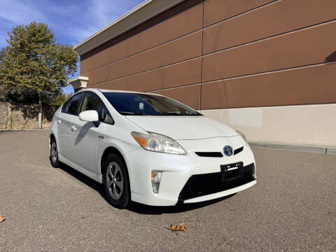 2012 Toyota Prius Two
