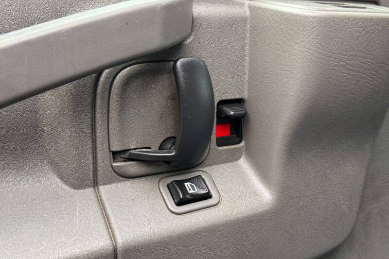 2017 Chevrolet Express 2500