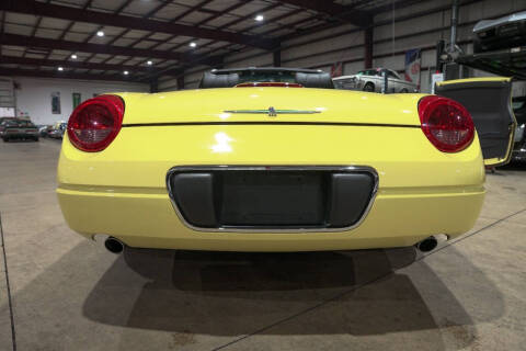 2002 Ford Thunderbird Deluxe