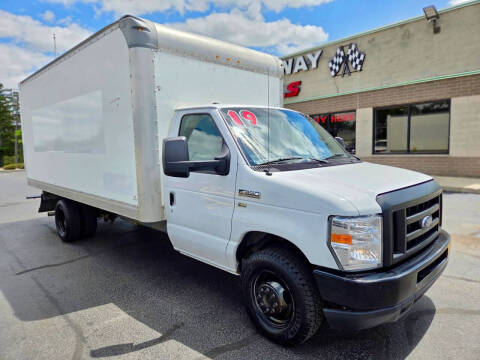 2019 Ford E-Series