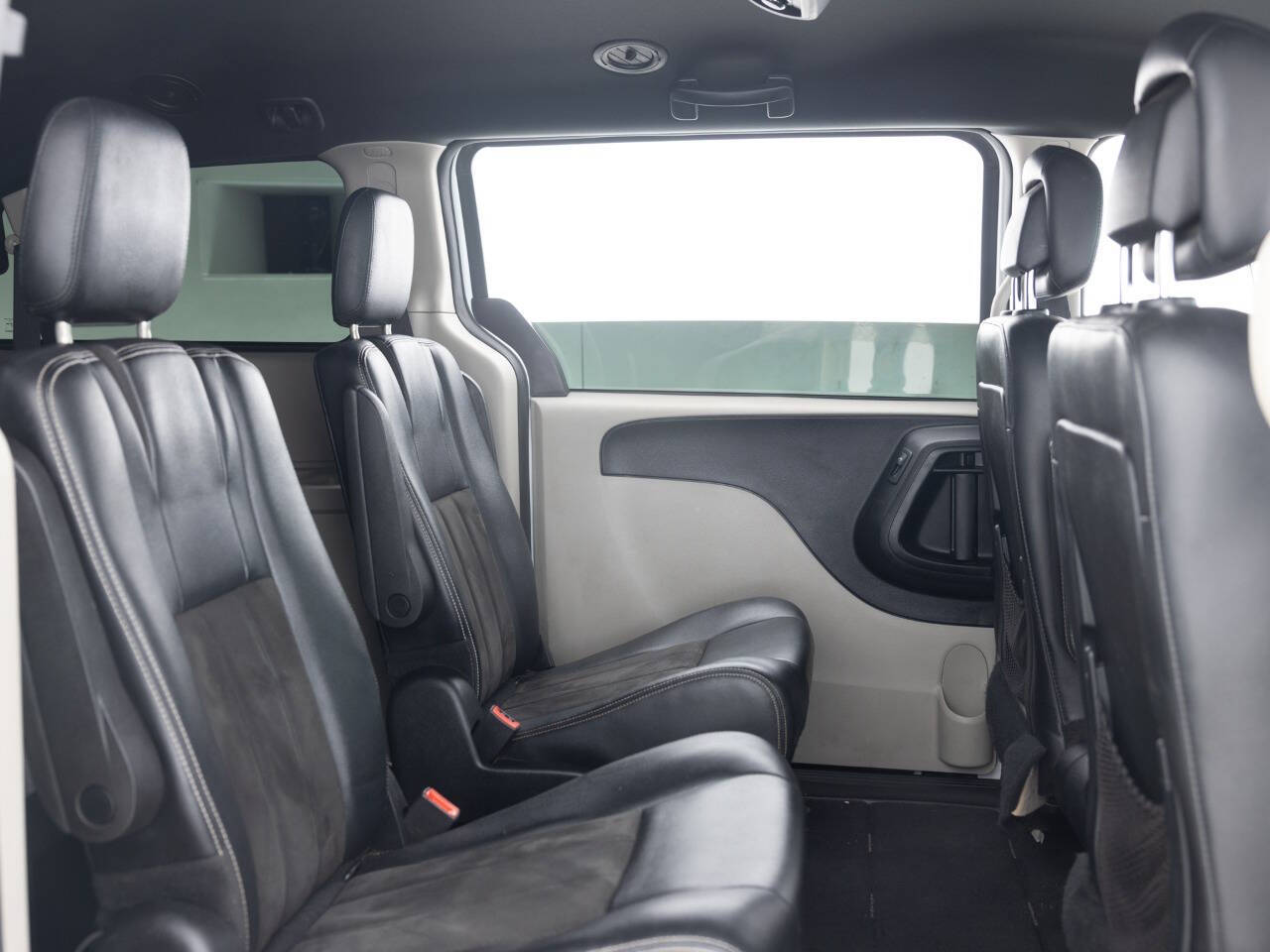 Used Car 2019 Dodge Grand Caravan  Sxt 4dr Mini Van For Sale Under $12,000 In Coal City, Illinois