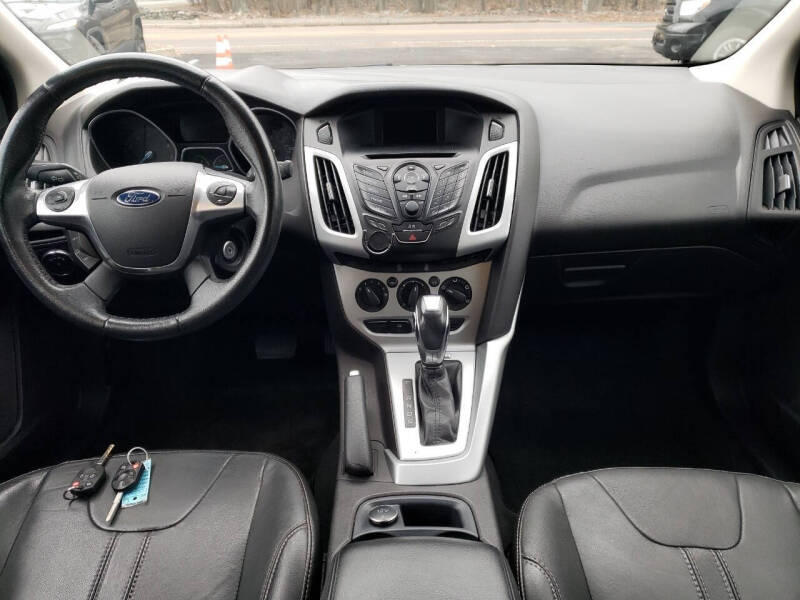 2014 Ford Focus SE
