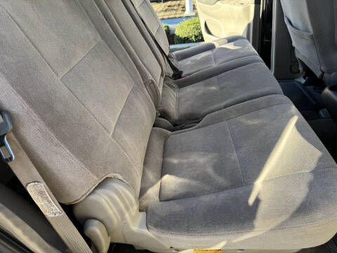 2003 Toyota Sequoia SR5