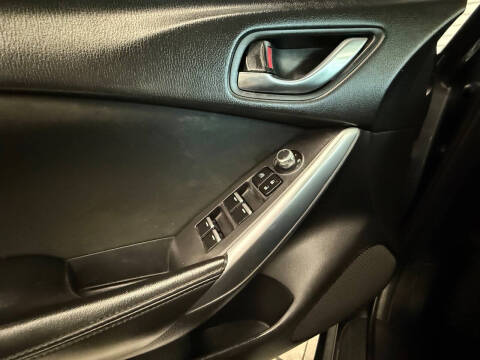 2016 Mazda MAZDA6 i Sport