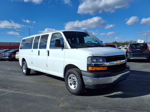 2024 Chevrolet Express LT 3500