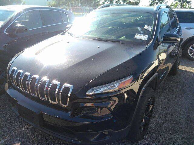 2018 Jeep Cherokee for sale at FREDY USED CAR SALES in Houston TX