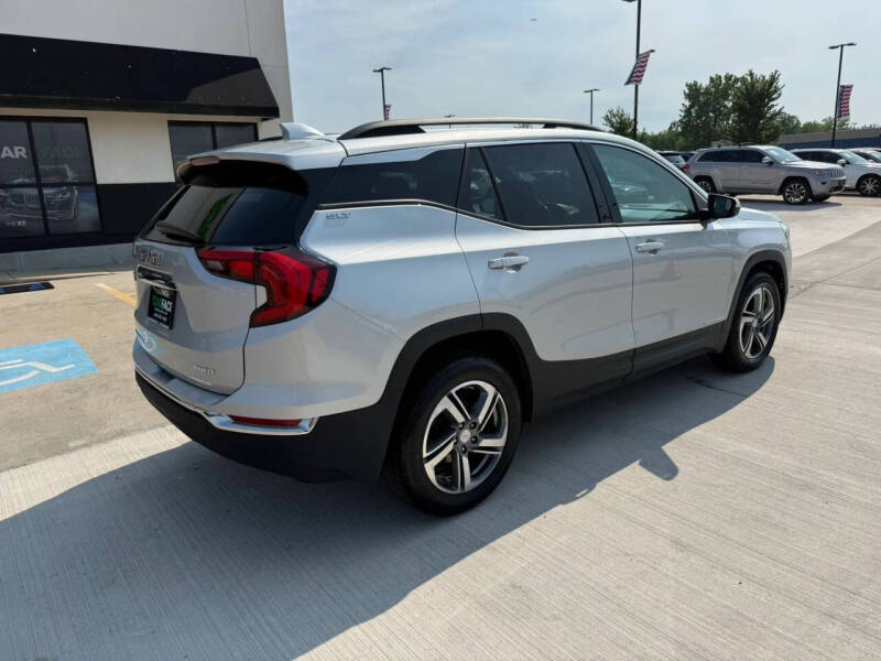 2020 GMC Terrain SLT