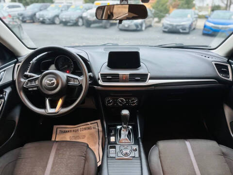 2017 Mazda MAZDA3 Sport