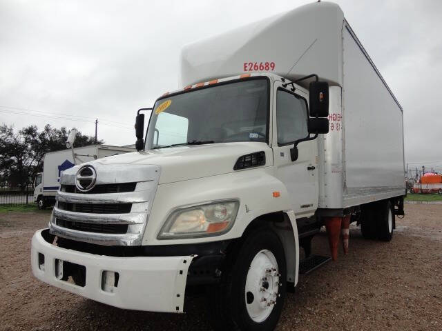 2011 Hino 238 for sale at Regio Truck Sales in Houston TX