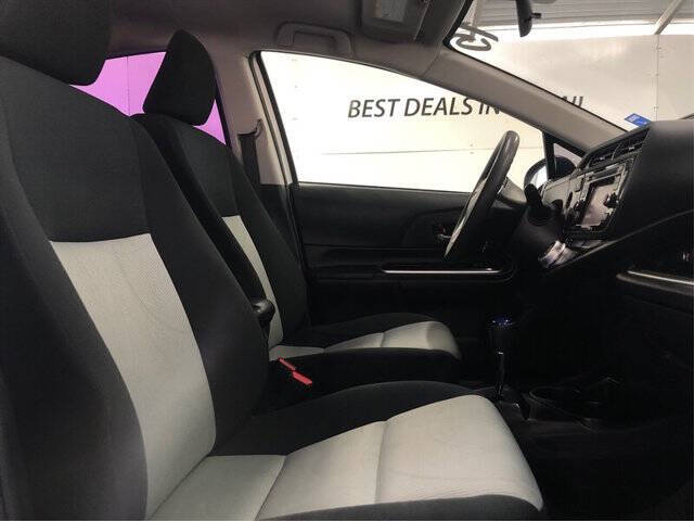 2015 Toyota Prius c Three