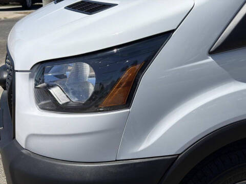 2024 Ford Transit 250