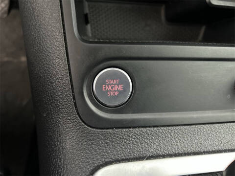 2018 Volkswagen Tiguan Limited 2.0T 4Motion