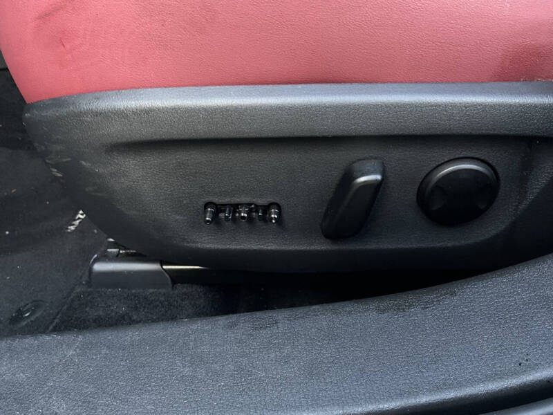 2025 Mazda Mazda3 Sedan 2.5 S Carbon Edition