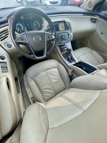 2012 Buick LaCrosse Premium 1