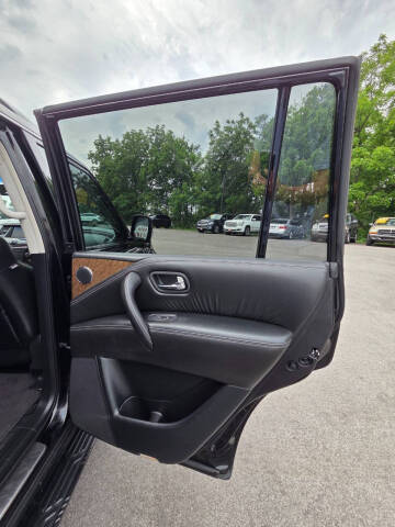 2015 Infiniti QX80