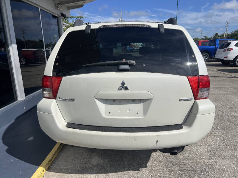 2004 Mitsubishi Endeavor Limited