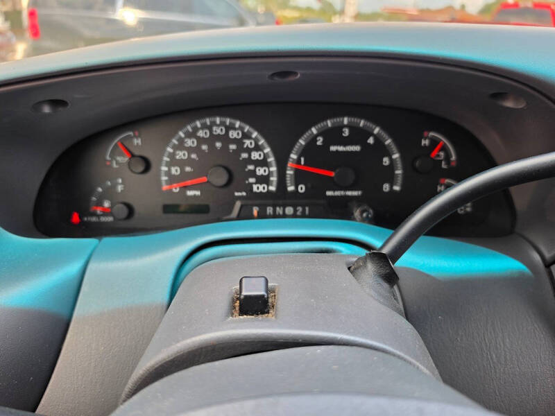 2000 Ford F-150 Lariat