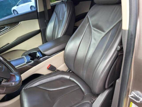 2019 Lincoln Nautilus Select