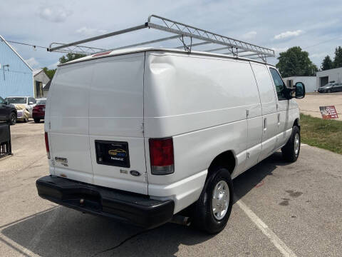 2011 Ford E-Series E-350 SD