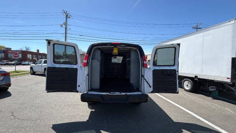 2019 Chevrolet Express 2500
