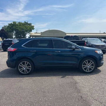 2020 Ford Edge Titanium