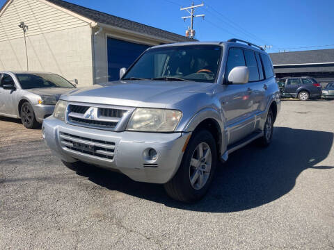 2005 Mitsubishi Montero for sale at Elite Autos, Inc. in Fredericksburg VA