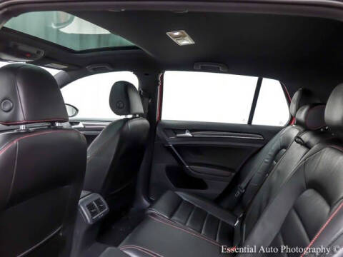 2017 Volkswagen Golf GTI SE