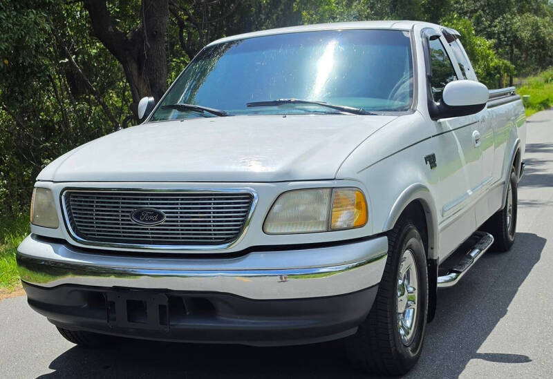 2000 Ford F-150 Lariat