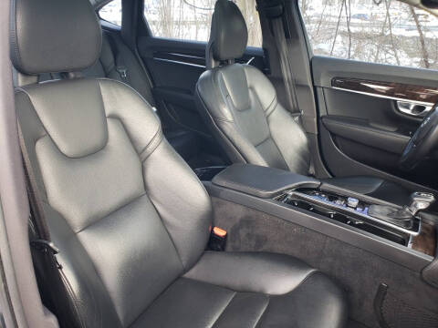 2018 Volvo S90 T6 Momentum
