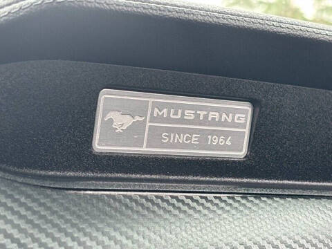 2015 Ford Mustang V6