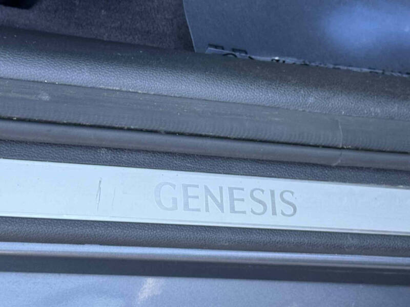 2016 Hyundai Genesis