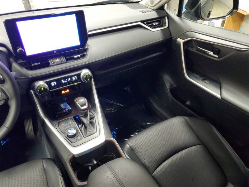 2024 Toyota RAV4 Limited