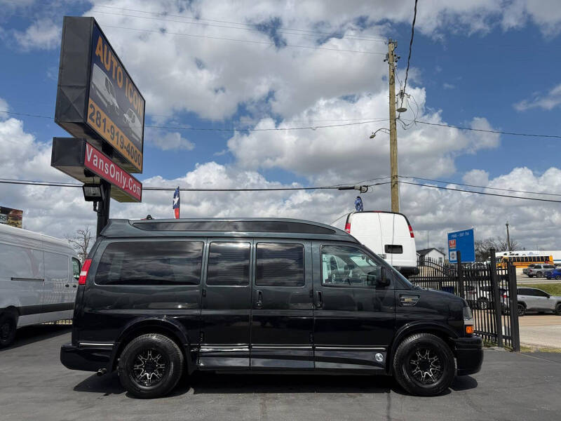 2017 Chevrolet Express 2500