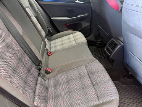 2023 Volkswagen Golf GTI SE