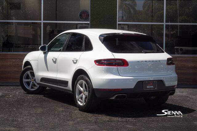 2018 Porsche Macan