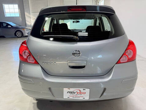 2009 Nissan Versa 1.8 S