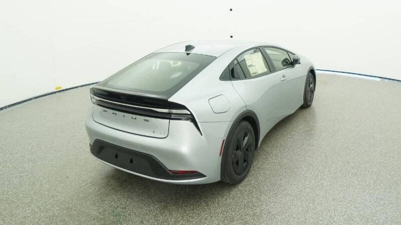 2026 Toyota Prius Plug-in Hybrid SE