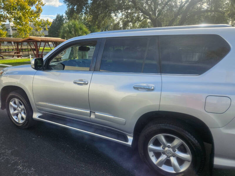 2018 Lexus GX Base photo 43