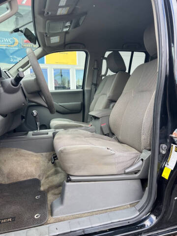 2014 Nissan Frontier S