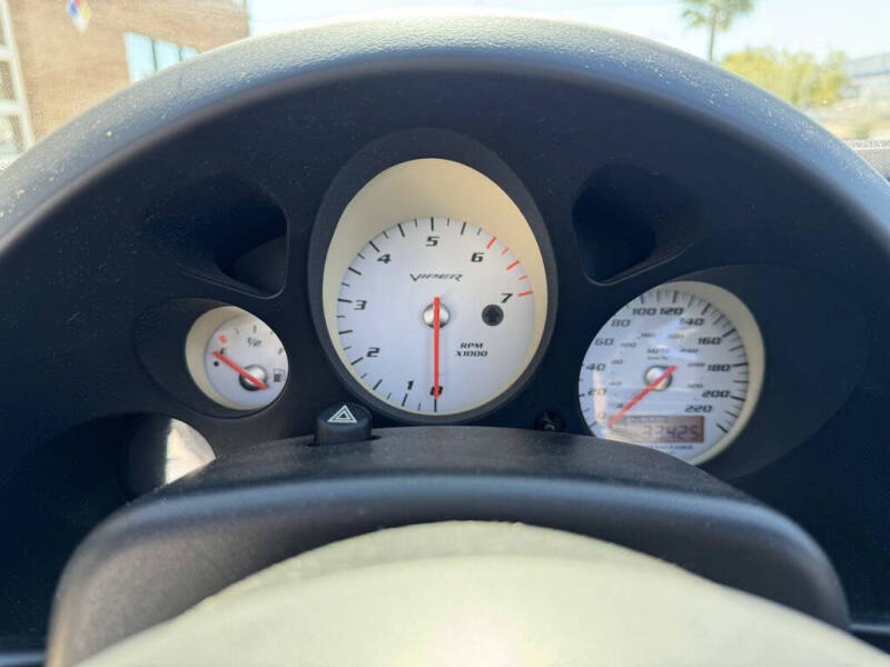 2003 Dodge Viper SRT-10