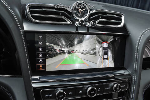 2023 Bentley Bentayga Hybrid