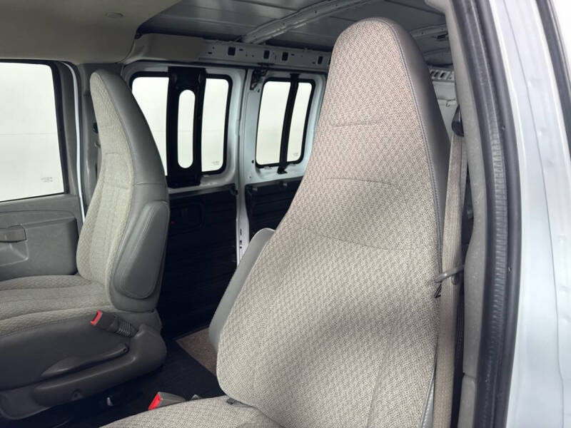 2020 Chevrolet Express 2500