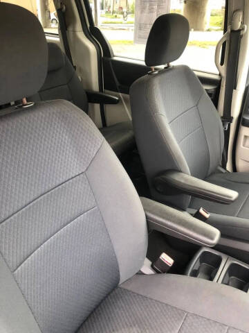 2010 Dodge Grand Caravan SXT