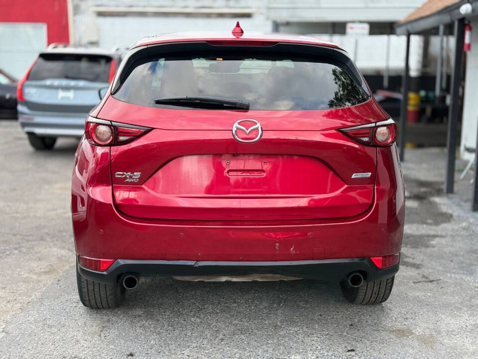 2019 Mazda CX-5 for sale at Luma Motors LLC in Tampa, FL