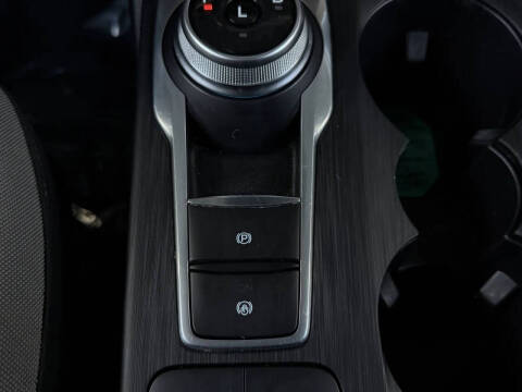 2022 Ford Escape Hybrid SE