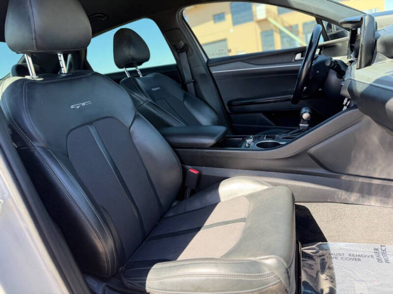 2022 Kia K5
