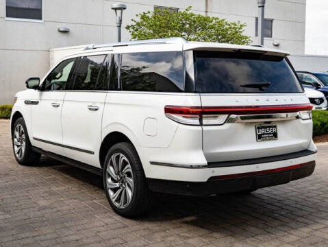 2023 Lincoln Navigator L Reserve