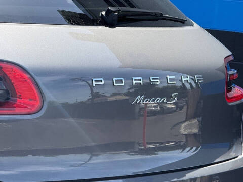 2018 Porsche Macan S